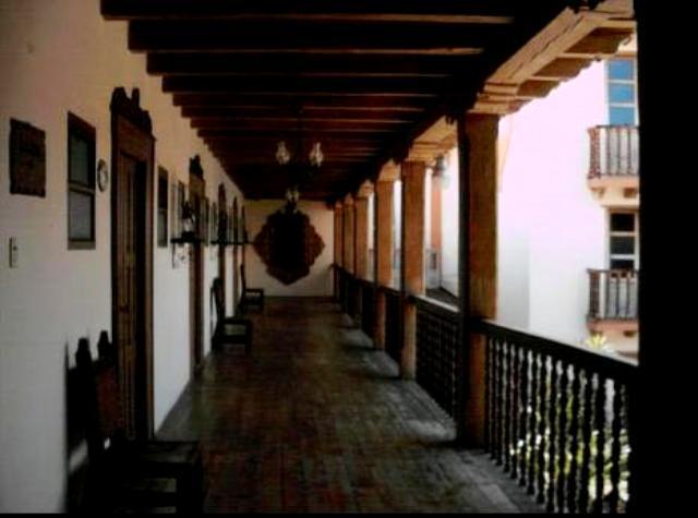 Hotel Santa Clara ซานกริสโตบัล เด ลาสกาซาส ภายนอก รูปภาพ