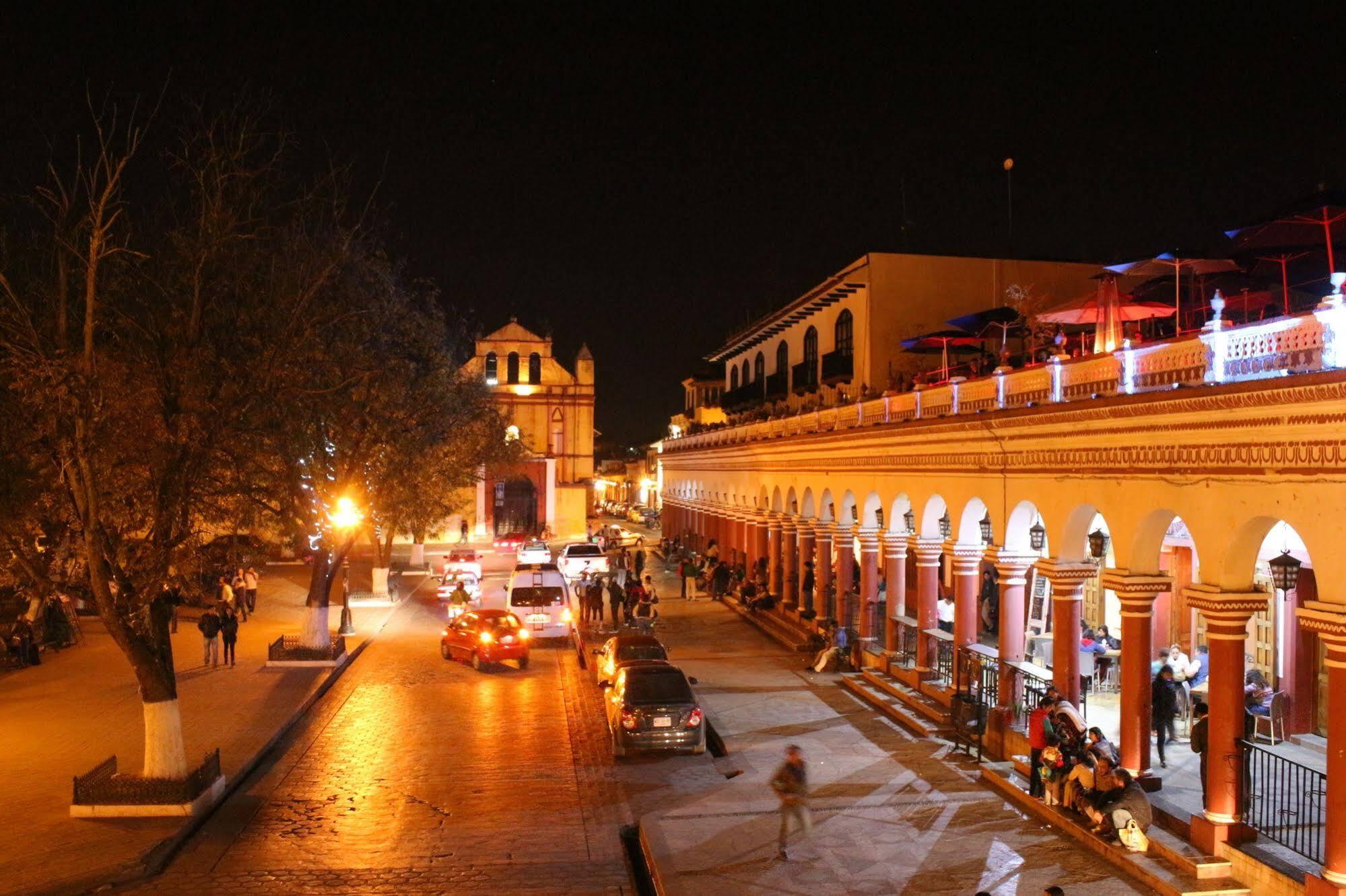 Hotel Santa Clara ซานกริสโตบัล เด ลาสกาซาส ภายนอก รูปภาพ