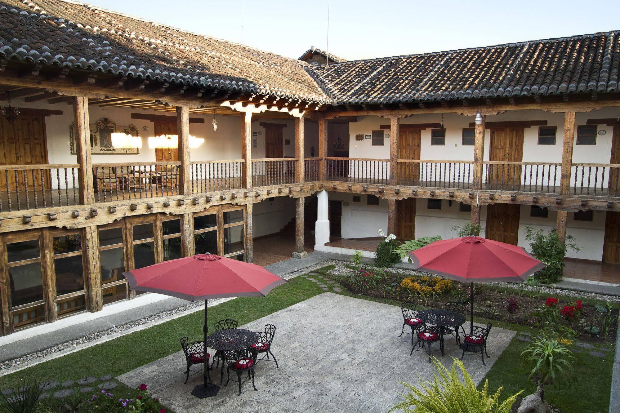 Hotel Santa Clara ซานกริสโตบัล เด ลาสกาซาส ภายนอก รูปภาพ